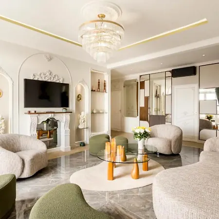 Luxury 7th-floor Near Champs Elysee * París